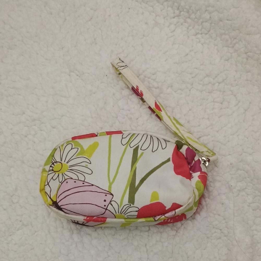 10 For 10 Clinique Pouch